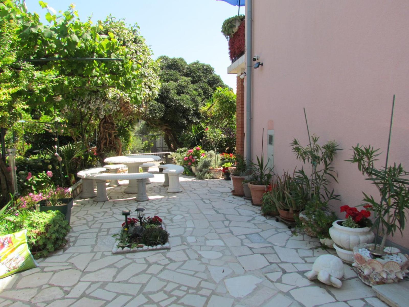 Apartments Bura & Jugo, Cres, Without Stress Экстерьер фото